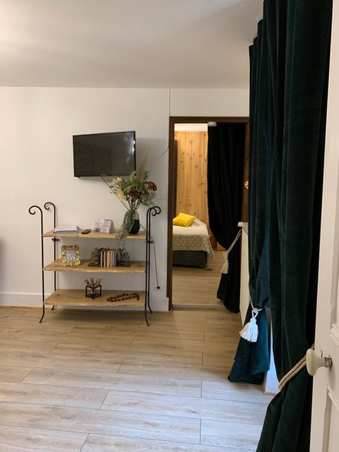 Bed & Breakfast Chateau De La Saone Lens-Lestang