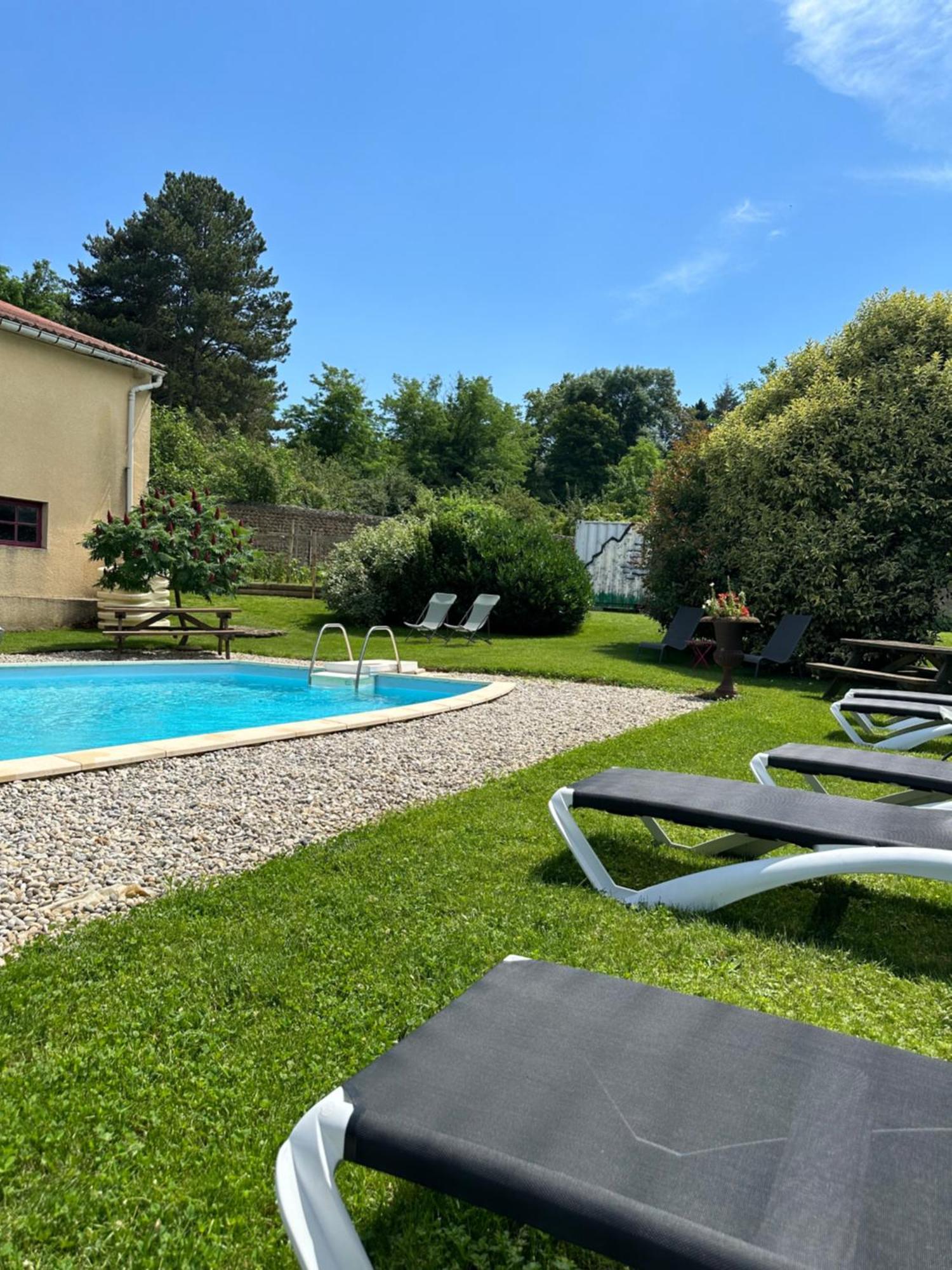 Bed & Breakfast Chateau De La Saone